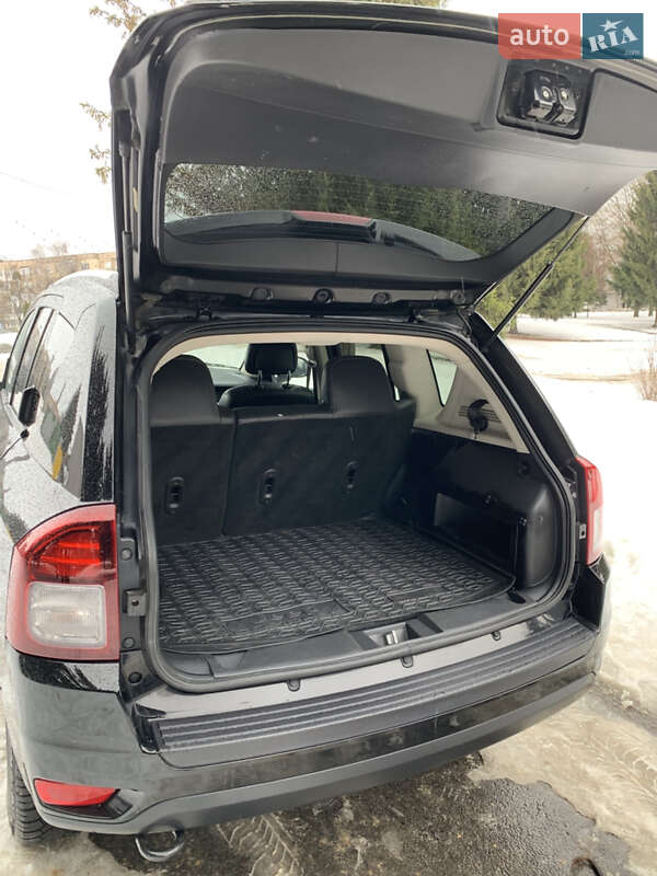 Внедорожник / Кроссовер Jeep Compass 2013 в Ровно фото 47 Внедорожник / Кроссовер Jeep Compass 2013 в Ровно