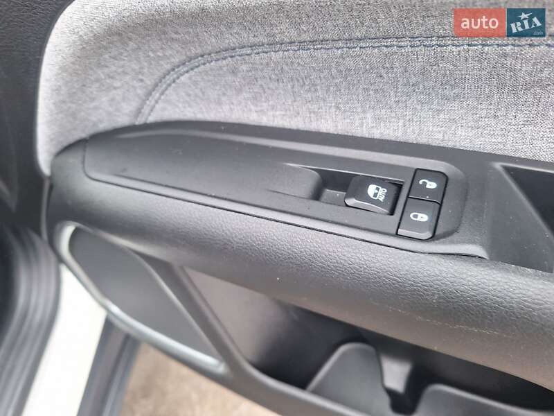 Внедорожник / Кроссовер Jeep Compass 2024 в Киеве фото 64 Внедорожник / Кроссовер Jeep Compass 2024 в Киеве