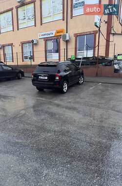 Внедорожник / Кроссовер Jeep Compass 2016 в Запорожье
