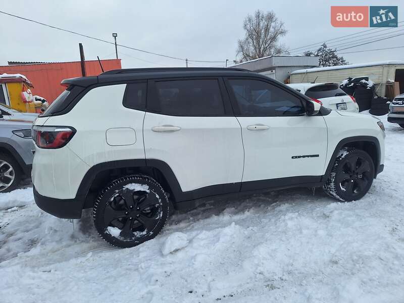 Внедорожник / Кроссовер Jeep Compass 2018 в Киеве фото 9 Внедорожник / Кроссовер Jeep Compass 2018 в Киеве