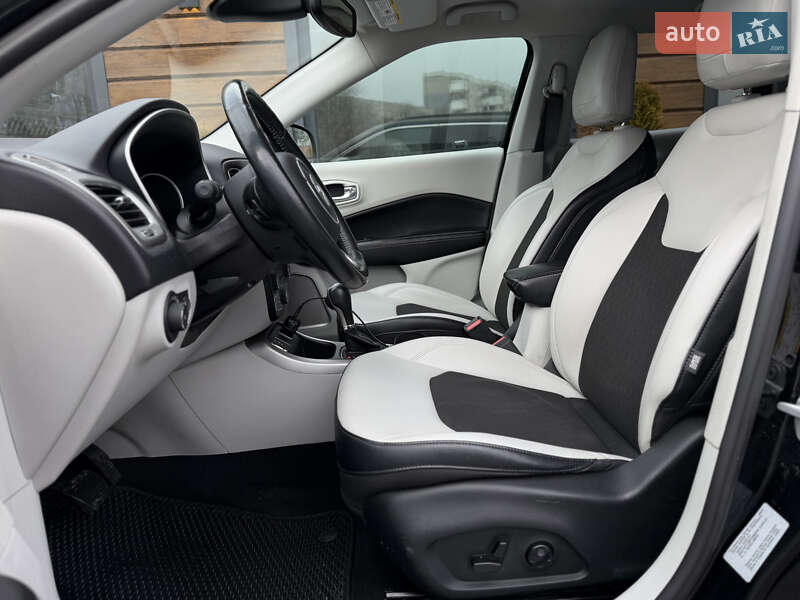Внедорожник / Кроссовер Jeep Compass 2017 в Шептицькому