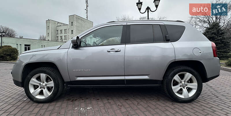 Позашляховик / Кросовер Jeep Compass 2015 в Дніпрі фото 15 Позашляховик / Кросовер Jeep Compass 2015 в Дніпрі