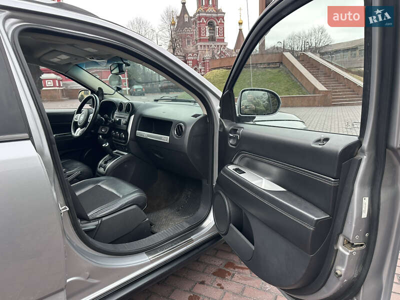 Позашляховик / Кросовер Jeep Compass 2015 в Дніпрі фото 27 Позашляховик / Кросовер Jeep Compass 2015 в Дніпрі