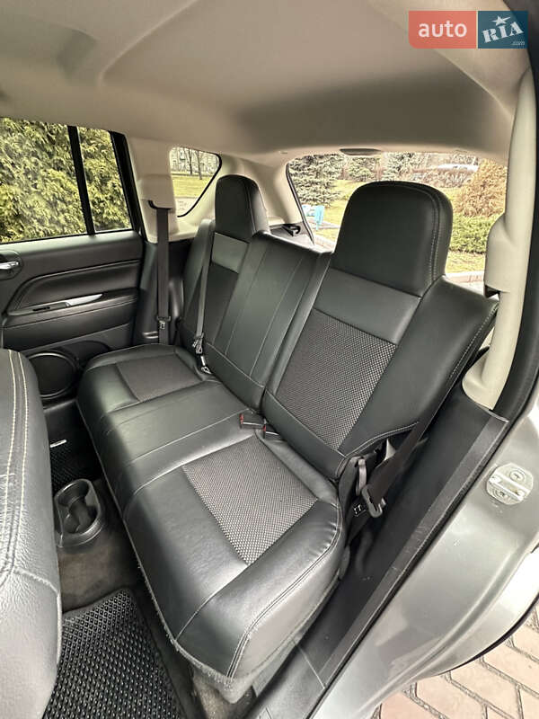 Позашляховик / Кросовер Jeep Compass 2015 в Дніпрі фото 31 Позашляховик / Кросовер Jeep Compass 2015 в Дніпрі