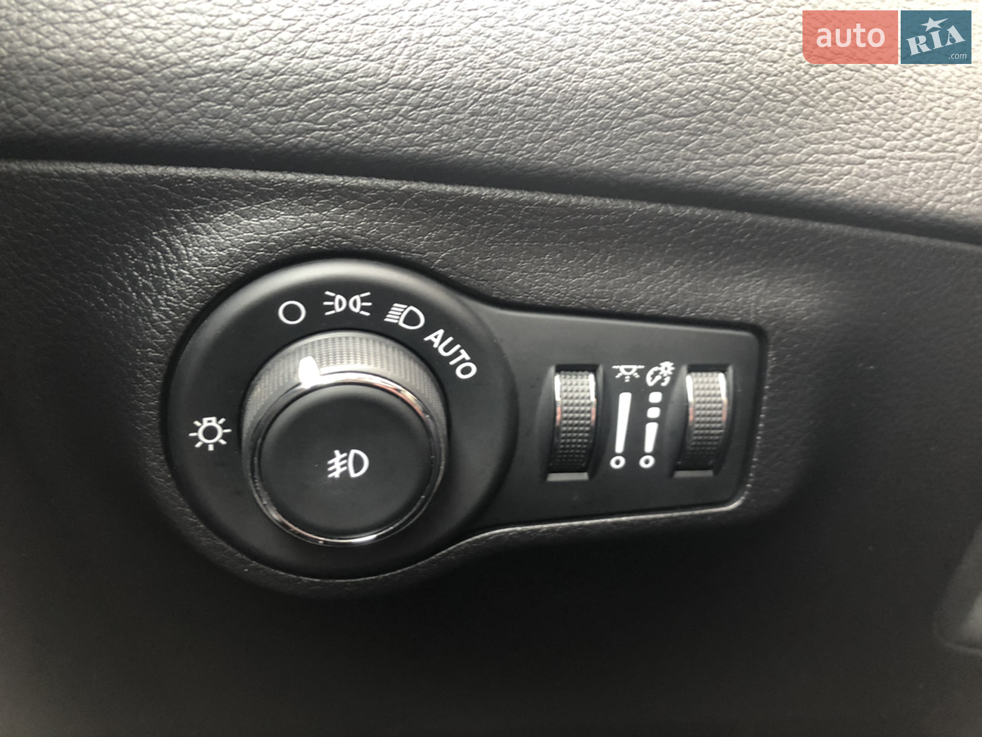 2019 Jeep Compass - мініатюра 30