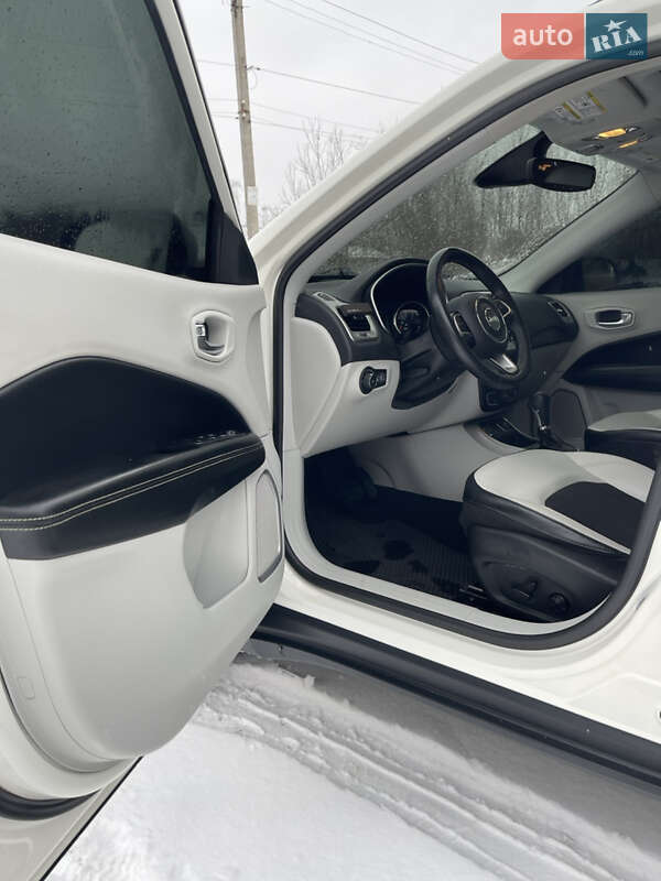 Позашляховик / Кросовер Jeep Compass 2017 в Харкові