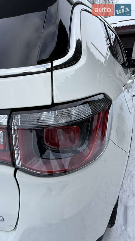 Позашляховик / Кросовер Jeep Compass 2018 в Дубні фото 35 Позашляховик / Кросовер Jeep Compass 2018 в Дубні