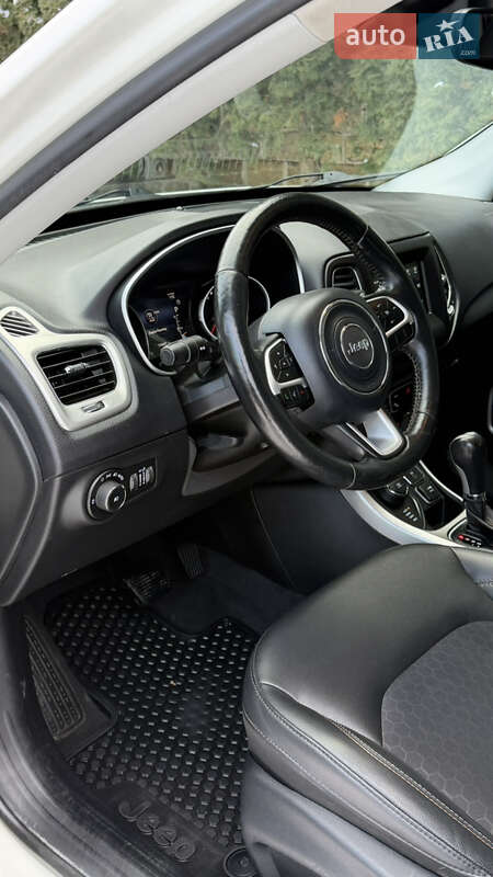 Позашляховик / Кросовер Jeep Compass 2018 в Дубні фото 53 Позашляховик / Кросовер Jeep Compass 2018 в Дубні