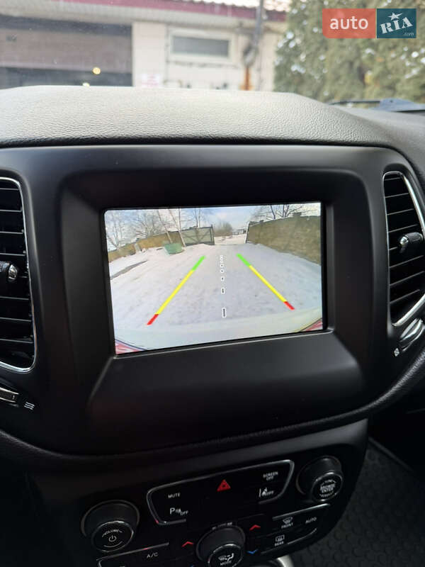 Позашляховик / Кросовер Jeep Compass 2018 в Дубні фото 80 Позашляховик / Кросовер Jeep Compass 2018 в Дубні