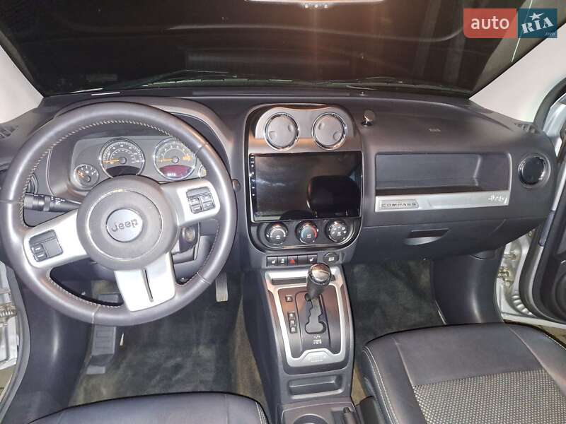 Внедорожник / Кроссовер Jeep Compass 2015 в Хмельницком