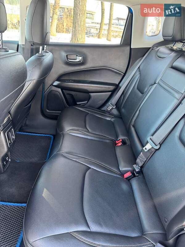 Внедорожник / Кроссовер Jeep Compass 2018 в Киеве фото 18 Внедорожник / Кроссовер Jeep Compass 2018 в Киеве