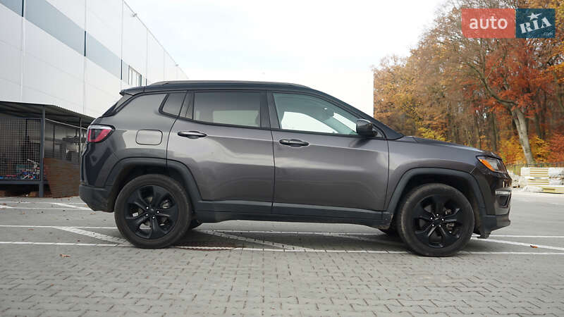 Позашляховик / Кросовер Jeep Compass 2018 в Львові