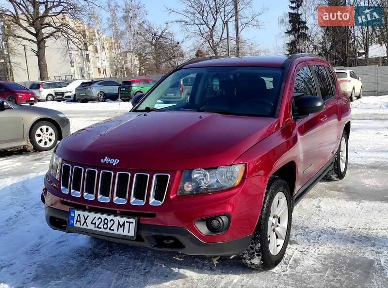 Внедорожник / Кроссовер Jeep Compass 2015 в Покотиловке