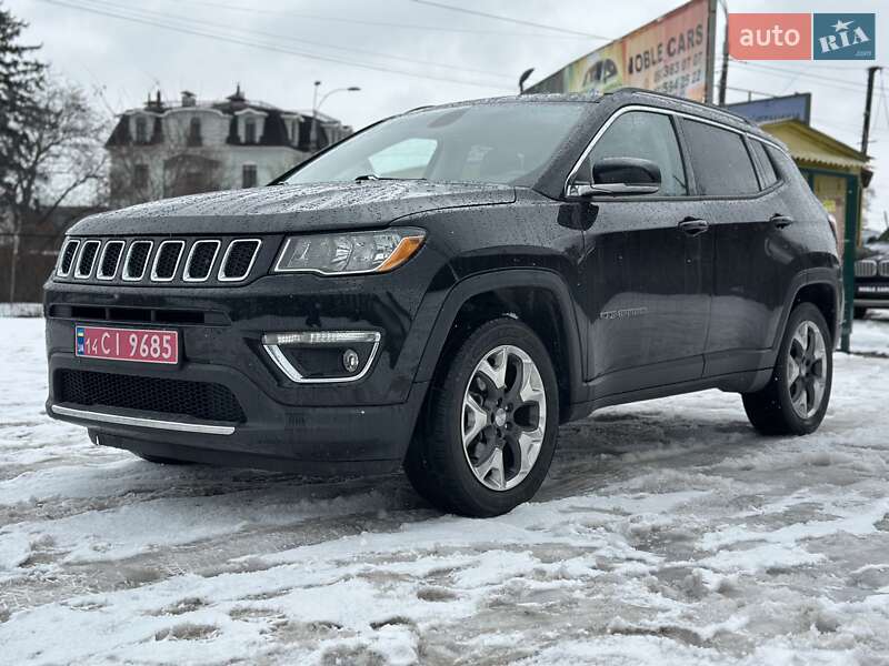 Внедорожник / Кроссовер Jeep Compass 2018 в Киеве