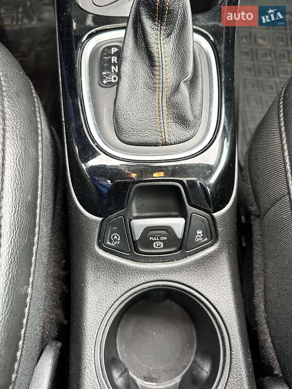 Внедорожник / Кроссовер Jeep Compass 2018 в Киеве