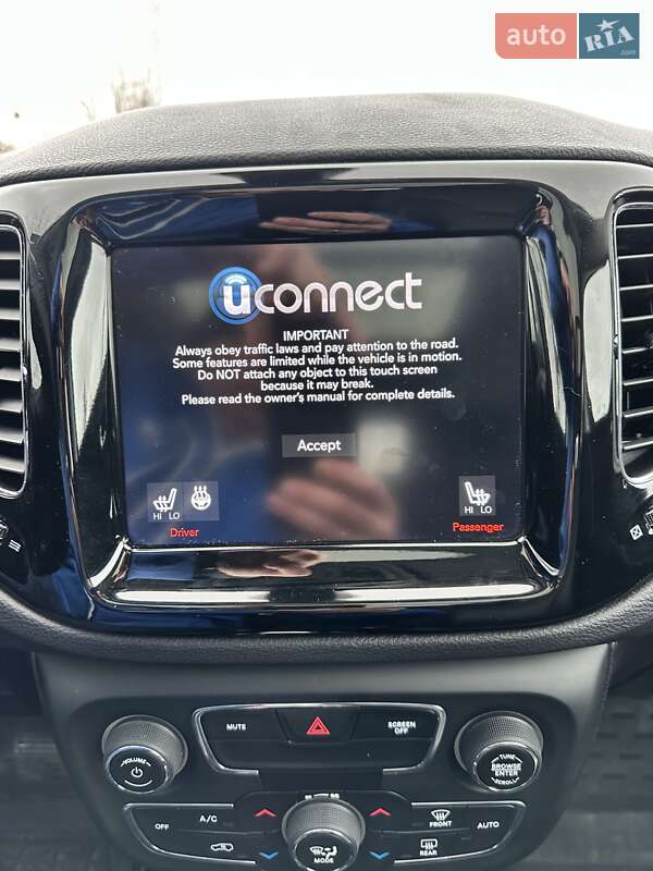 Внедорожник / Кроссовер Jeep Compass 2018 в Киеве