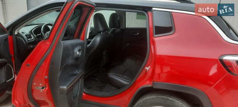 Позашляховик / Кросовер Jeep Compass 2018 в Рівному фото 19 Позашляховик / Кросовер Jeep Compass 2018 в Рівному