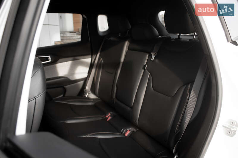 Позашляховик / Кросовер Jeep Compass 2024 в Києві