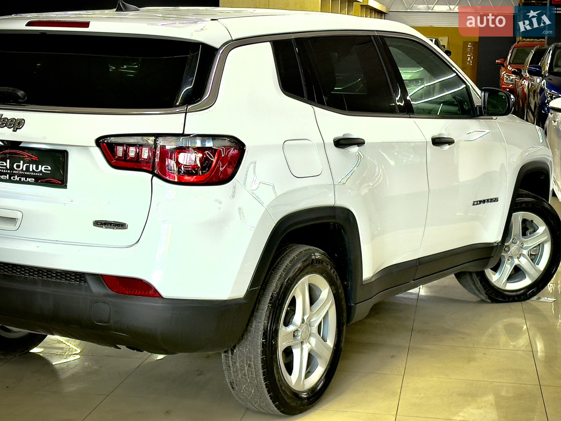 2023 Jeep Compass - мініатюра 12