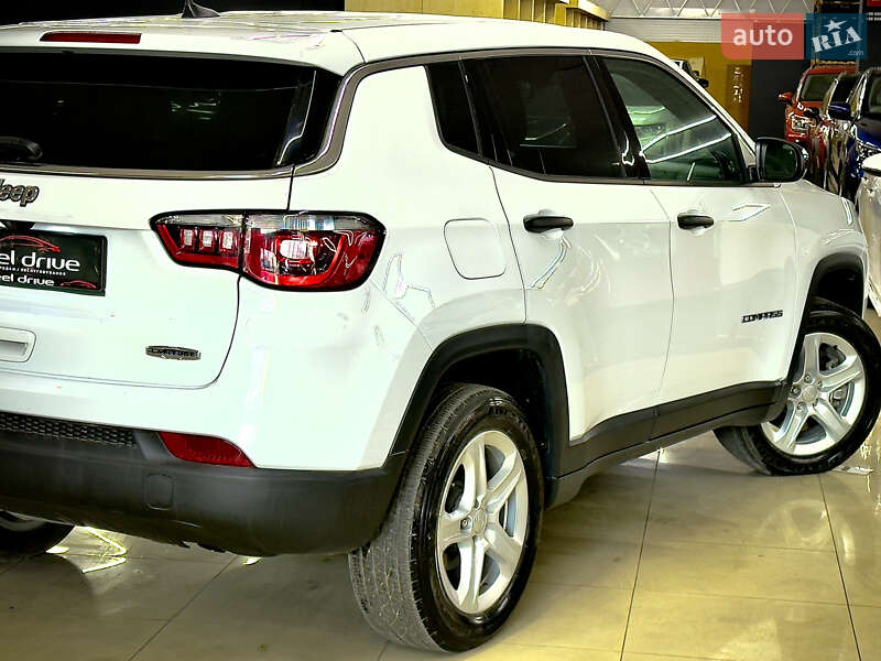 Внедорожник / Кроссовер Jeep Compass 2023 в Николаеве
