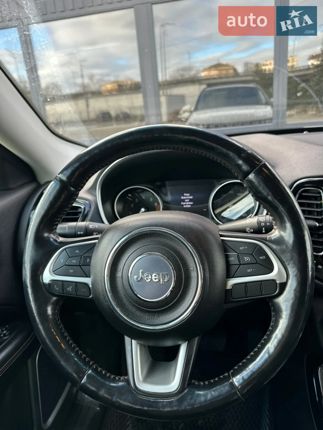 2019 Jeep Compass - мініатюра 28
