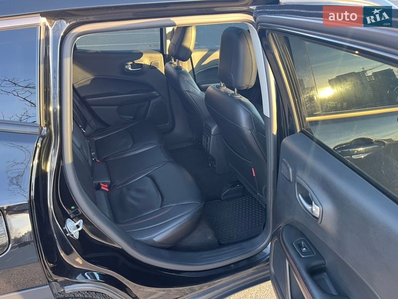 Внедорожник / Кроссовер Jeep Compass 2017 в Броварах