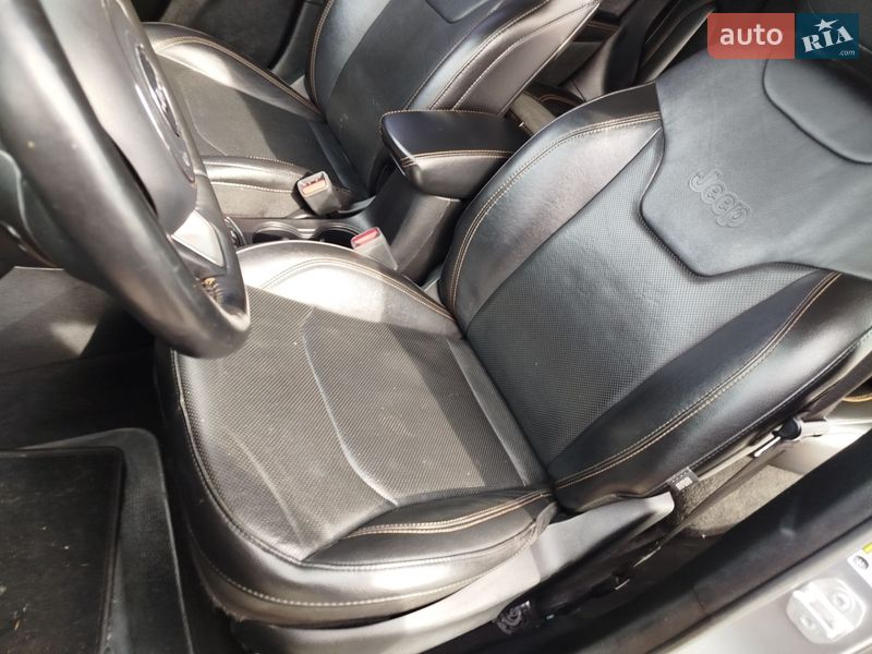 Внедорожник / Кроссовер Jeep Compass 2019 в Киеве