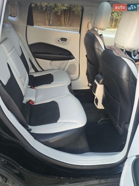 Позашляховик / Кросовер Jeep Compass 2017 в Калуші