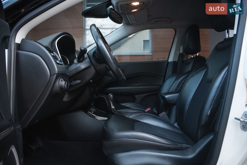 Позашляховик / Кросовер Jeep Compass 2018 в Києві