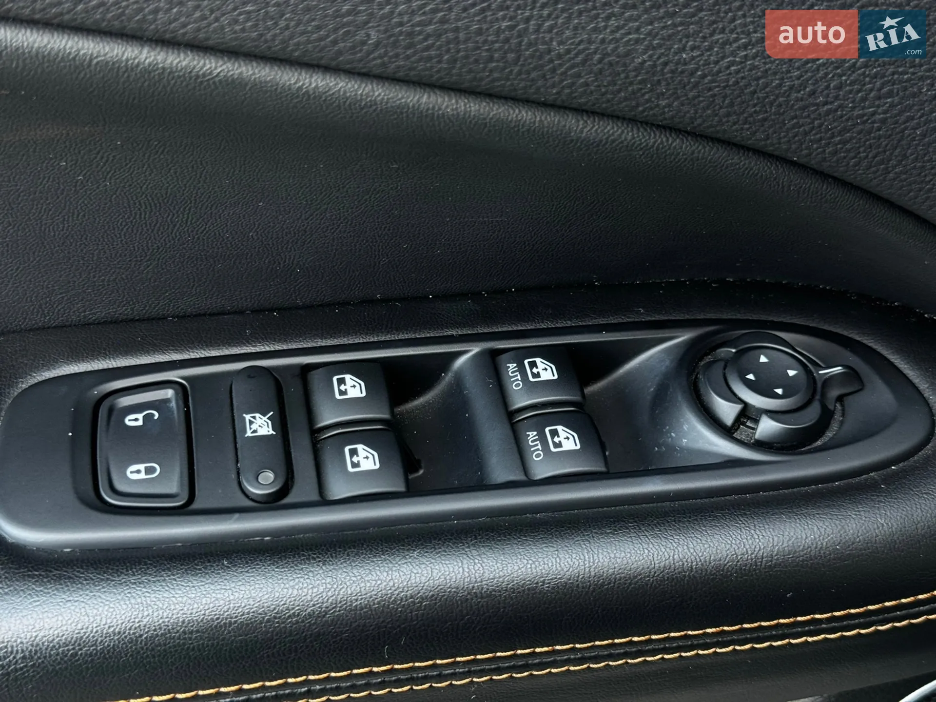 2017 Jeep Compass - мініатюра 34