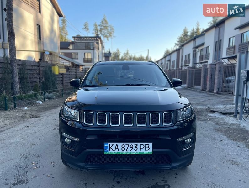 Внедорожник / Кроссовер Jeep Compass 2019 в Киеве