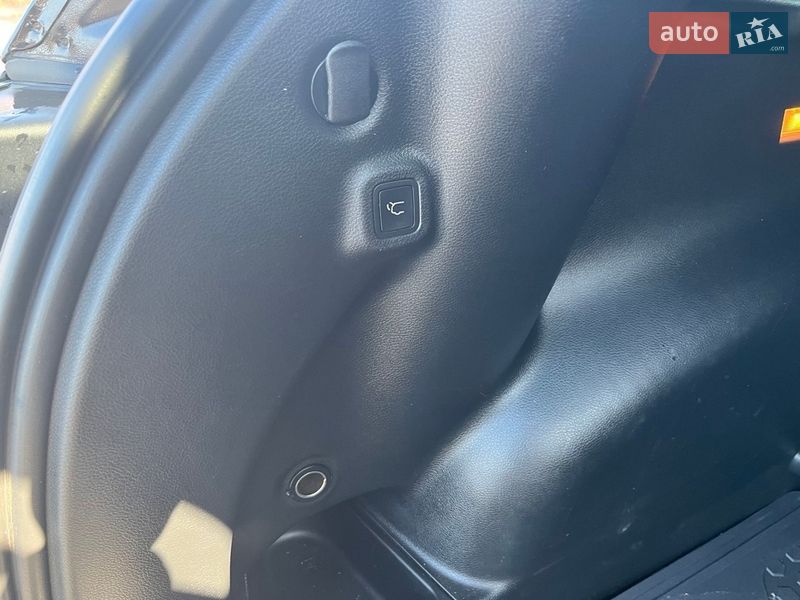 Внедорожник / Кроссовер Jeep Compass 2018 в Киеве