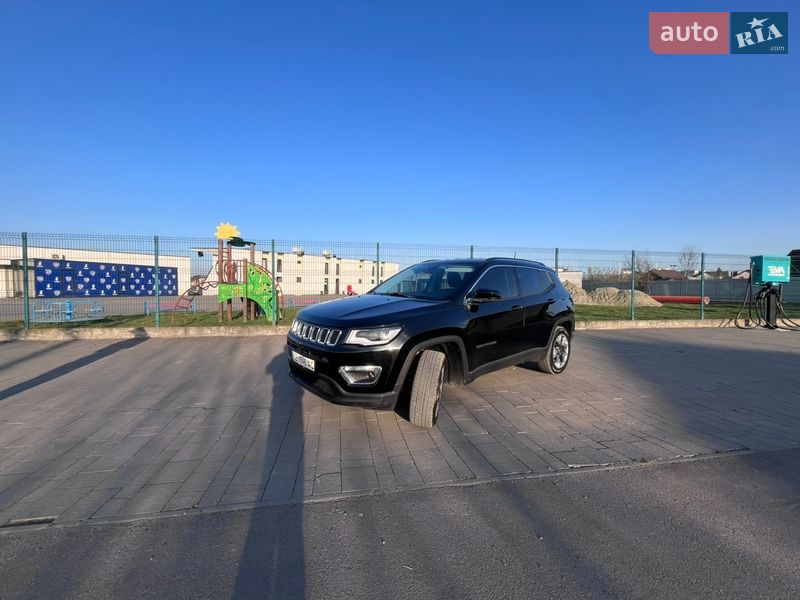Позашляховик / Кросовер Jeep Compass 2018 в Ужгороді
