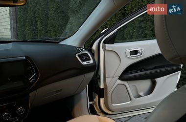 Позашляховик / Кросовер Jeep Compass 2018 в Дніпрі