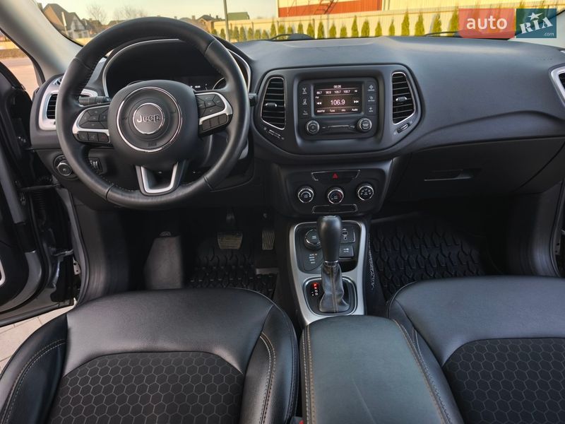 Внедорожник / Кроссовер Jeep Compass 2018 в Луцке