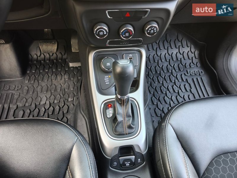 Внедорожник / Кроссовер Jeep Compass 2018 в Луцке