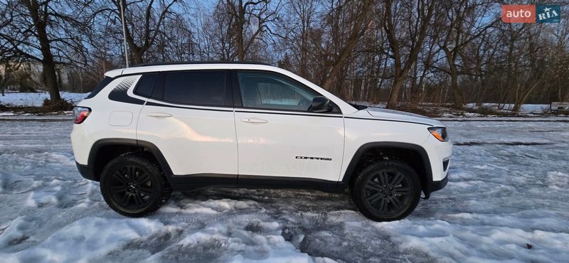 Внедорожник / Кроссовер Jeep Compass 2018 в Шостке