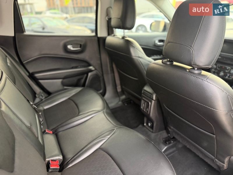 Внедорожник / Кроссовер Jeep Compass 2019 в Львове