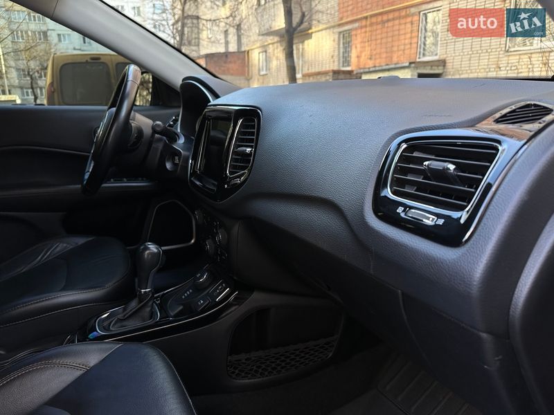 Внедорожник / Кроссовер Jeep Compass 2020 в Сумах