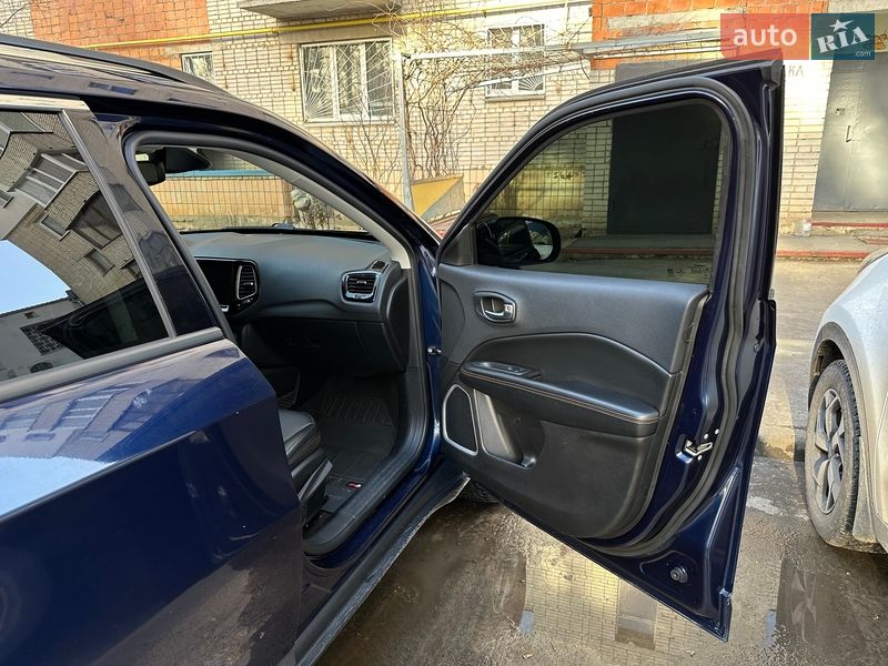 Внедорожник / Кроссовер Jeep Compass 2020 в Сумах