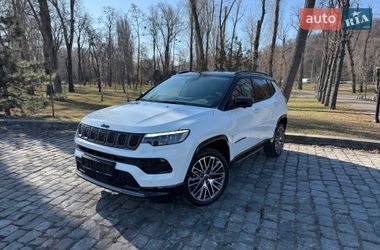 Внедорожник / Кроссовер Jeep Compass 2024 в Киеве