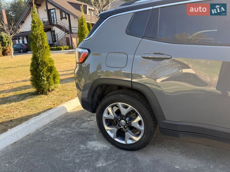 Внедорожник / Кроссовер Jeep Compass 2019 в Киеве