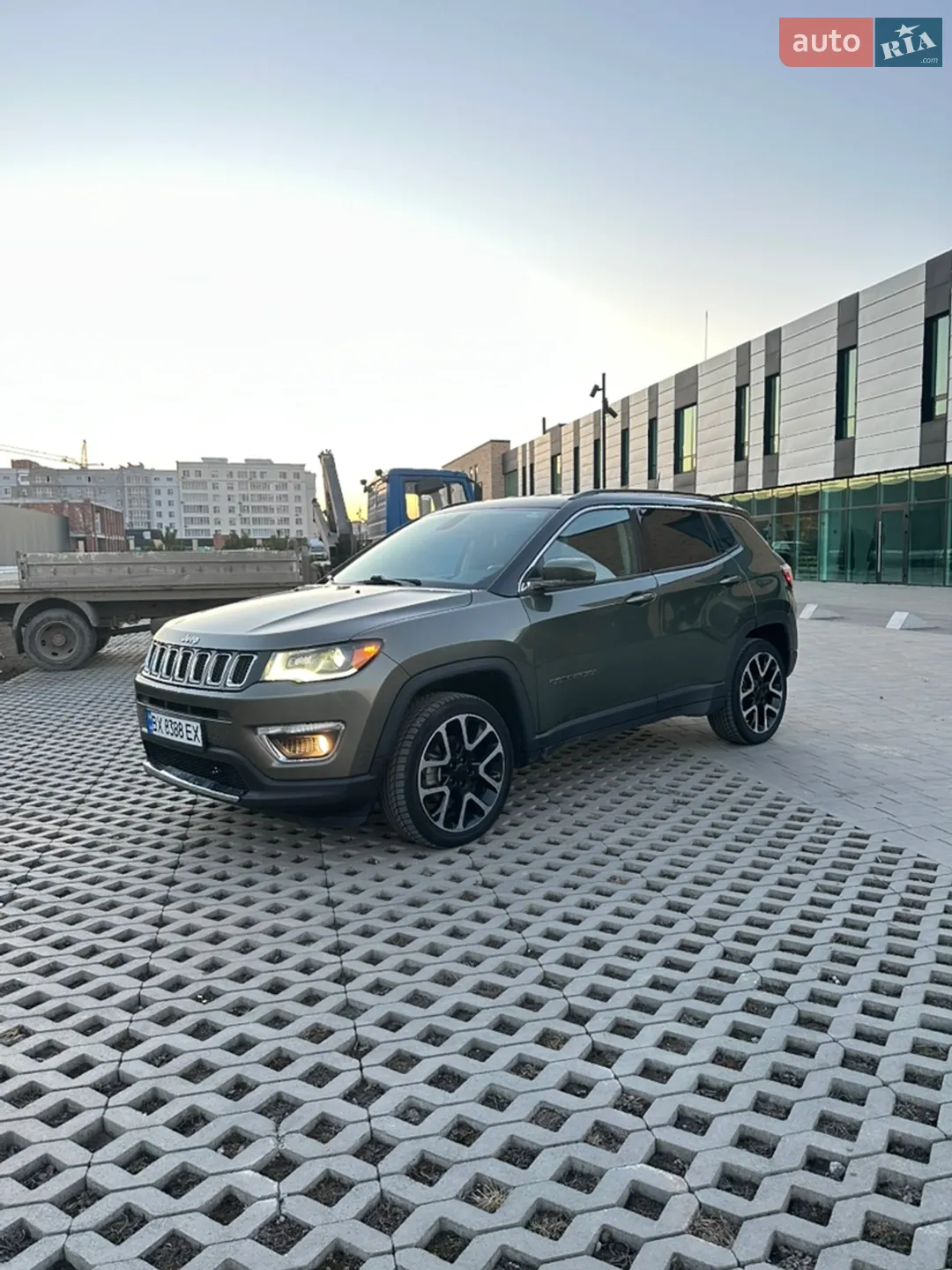 2019 Jeep Compass - мініатюра 4