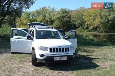 Позашляховик / Кросовер Jeep Compass 2011 в Первомайську