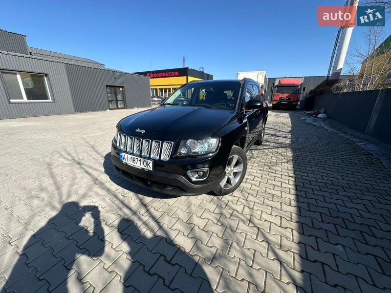 Внедорожник / Кроссовер Jeep Compass 2015 в Киеве