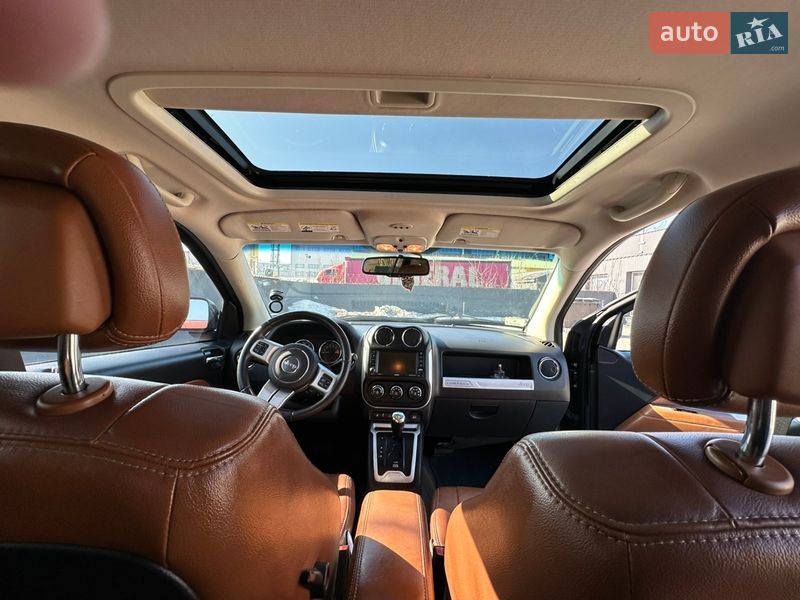 Внедорожник / Кроссовер Jeep Compass 2015 в Киеве