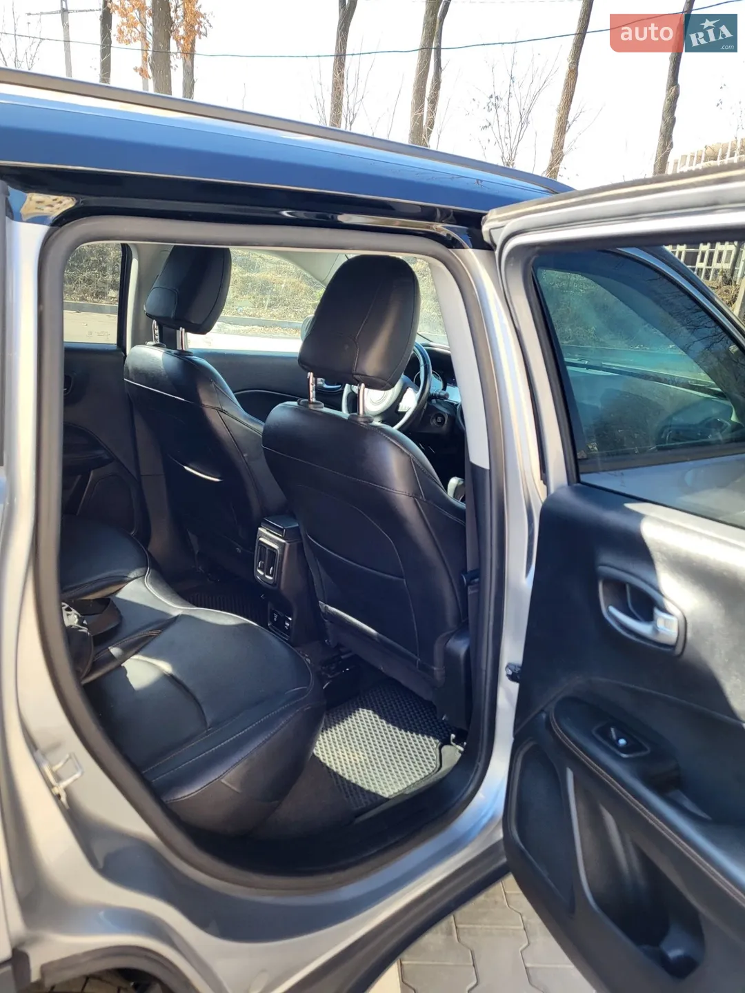 2019 Jeep Compass - мініатюра 13