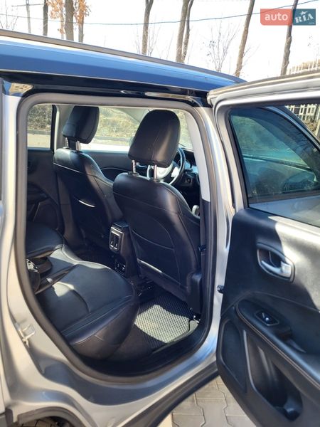 Внедорожник / Кроссовер Jeep Compass 2019 в Софиевской Борщаговке