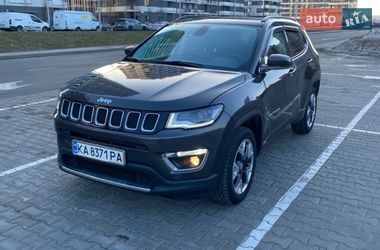 Внедорожник / Кроссовер Jeep Compass 2017 в Киеве