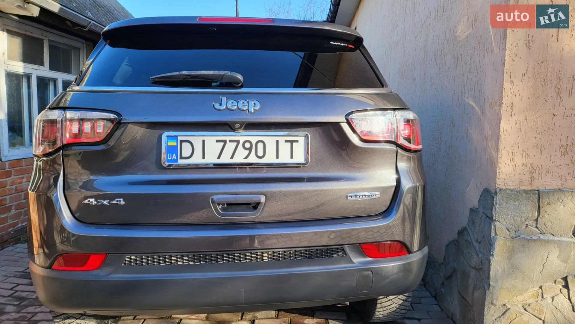 2017 Jeep Compass - мініатюра 26